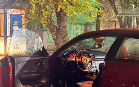 BMW 1 серия, 2008 год, 510 000 рублей, 12 фотография