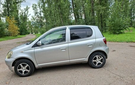 Toyota Vitz, 2000 год, 345 000 рублей, 3 фотография