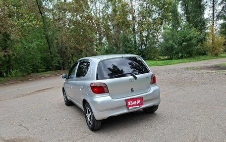 Toyota Vitz, 2000 год, 345 000 рублей, 4 фотография