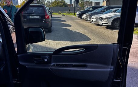 Nissan Serena III, 2005 год, 990 000 рублей, 10 фотография