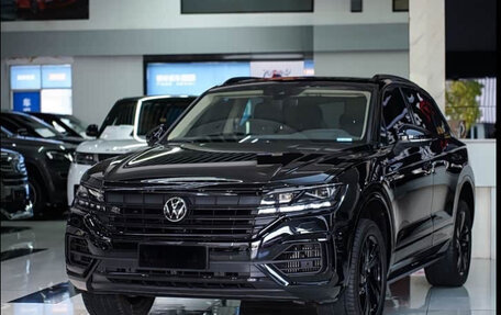Volkswagen Touareg III, 2023 год, 9 545 000 рублей, 2 фотография