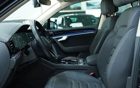 Volkswagen Touareg III, 2023 год, 9 545 000 рублей, 7 фотография