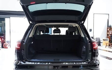 Volkswagen Touareg III, 2023 год, 9 545 000 рублей, 15 фотография