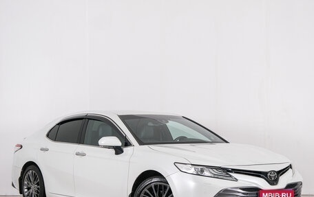 Toyota Camry, 2020 год, 3 699 000 рублей, 1 фотография