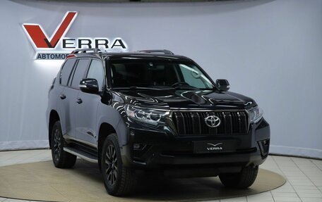 Toyota Land Cruiser Prado 150 рестайлинг 2, 2021 год, 5 790 000 рублей, 3 фотография