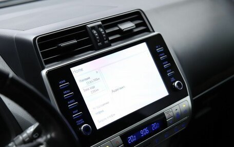 Toyota Land Cruiser Prado 150 рестайлинг 2, 2021 год, 5 790 000 рублей, 14 фотография