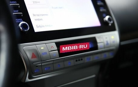 Toyota Land Cruiser Prado 150 рестайлинг 2, 2021 год, 5 790 000 рублей, 15 фотография