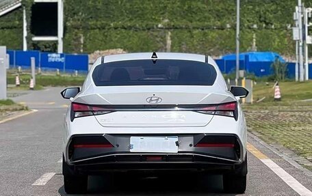 Hyundai Elantra, 2023 год, 1 570 098 рублей, 4 фотография