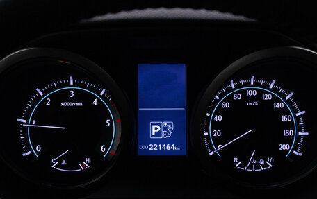 Toyota Land Cruiser Prado 150 рестайлинг 2, 2013 год, 2 724 000 рублей, 12 фотография
