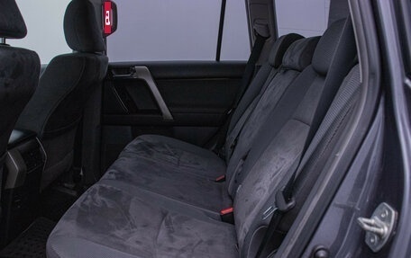 Toyota Land Cruiser Prado 150 рестайлинг 2, 2013 год, 2 724 000 рублей, 11 фотография