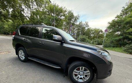 Toyota Land Cruiser Prado 150 рестайлинг 2, 2012 год, 2 850 000 рублей, 2 фотография