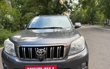 Toyota Land Cruiser Prado 150 рестайлинг 2, 2012 год, 2 850 000 рублей, 3 фотография