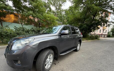 Toyota Land Cruiser Prado 150 рестайлинг 2, 2012 год, 2 850 000 рублей, 5 фотография