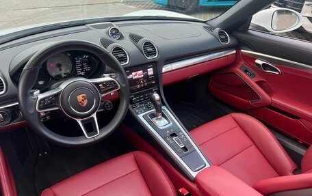 Porsche Boxster, 2022 год, 9 900 000 рублей, 26 фотография