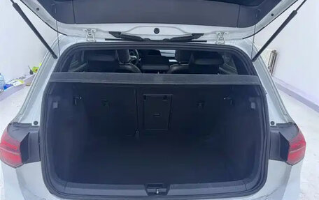 Volkswagen Golf VIII, 2022 год, 1 850 999 рублей, 5 фотография