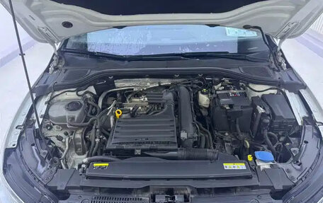 Volkswagen Golf VIII, 2022 год, 1 850 999 рублей, 6 фотография