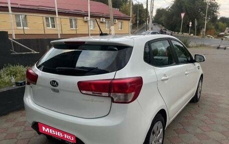 KIA Rio III рестайлинг, 2017 год, 879 000 рублей, 3 фотография