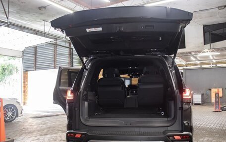 Lexus LX, 2025 год, 24 000 000 рублей, 11 фотография