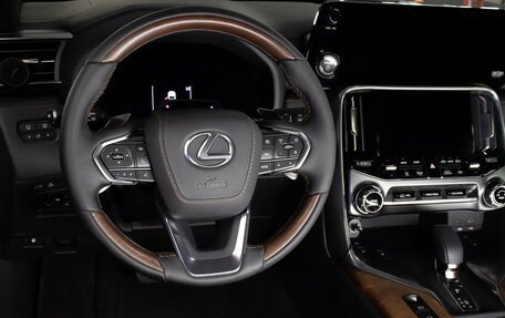 Lexus LX, 2025 год, 24 000 000 рублей, 10 фотография