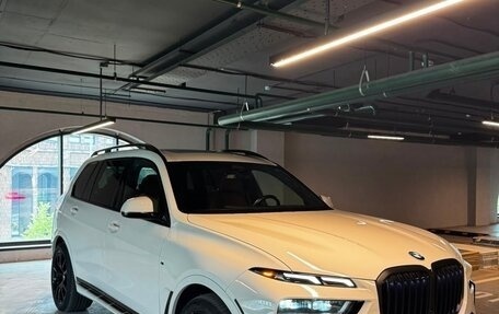 BMW X7, 2022 год, 12 850 000 рублей, 2 фотография