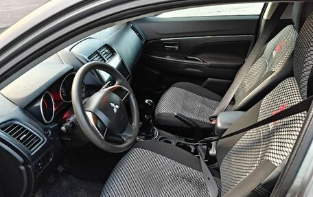 Mitsubishi ASX I рестайлинг, 2014 год, 1 000 000 рублей, 9 фотография