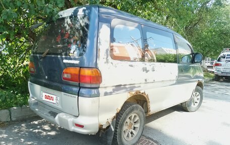 Mitsubishi Delica IV, 2000 год, 350 000 рублей, 4 фотография