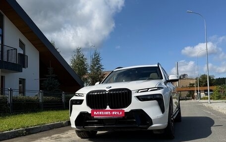 BMW X7, 2023 год, 13 200 000 рублей, 2 фотография