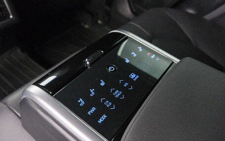 Toyota Camry, 2020 год, 3 699 000 рублей, 17 фотография