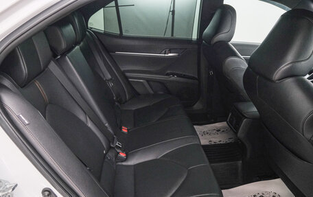 Toyota Camry, 2020 год, 3 699 000 рублей, 19 фотография