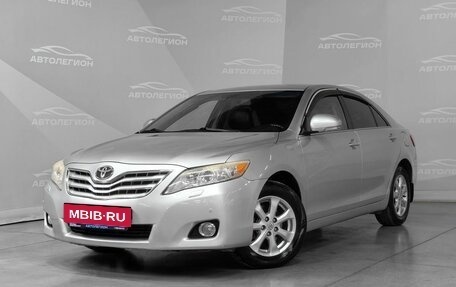 Toyota Camry, 2011 год, 1 229 000 рублей, 2 фотография