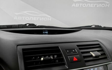 Toyota Camry, 2011 год, 1 229 000 рублей, 20 фотография