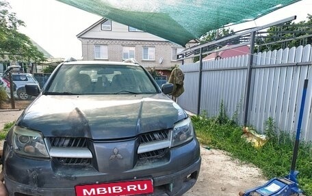 Mitsubishi Outlander III рестайлинг 3, 2004 год, 150 000 рублей, 1 фотография