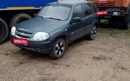 Chevrolet Niva I рестайлинг, 2015 год, 128 000 рублей, 2 фотография