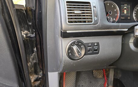 Volkswagen Touran III, 2012 год, 750 000 рублей, 13 фотография