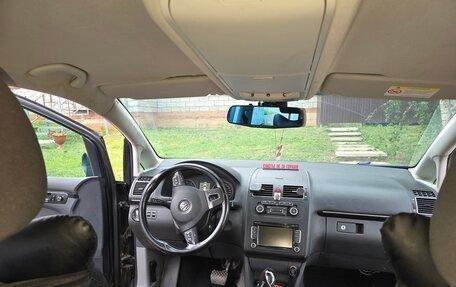 Volkswagen Touran III, 2012 год, 750 000 рублей, 6 фотография