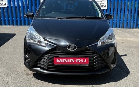 Toyota Vitz, 2017 год, 750 000 рублей, 2 фотография