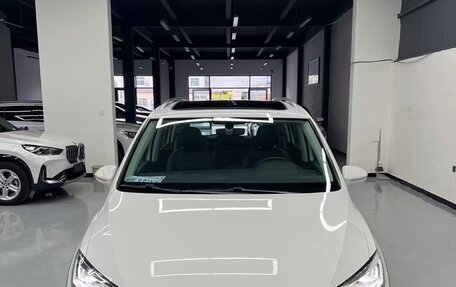 Volkswagen Touran III, 2020 год, 1 900 000 рублей, 1 фотография