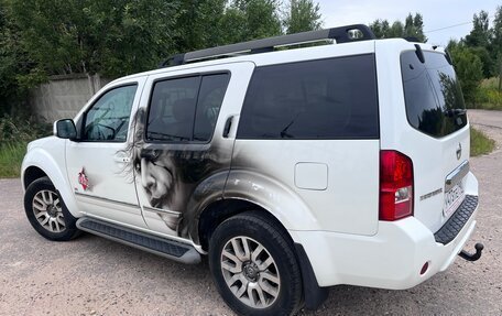 Nissan Pathfinder, 2011 год, 1 350 000 рублей, 6 фотография
