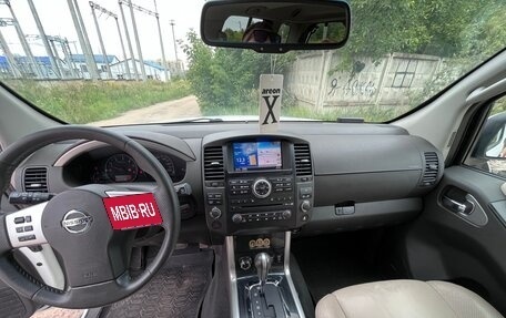 Nissan Pathfinder, 2011 год, 1 350 000 рублей, 17 фотография