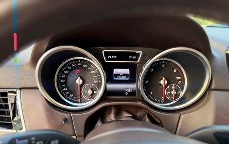 Mercedes-Benz GLE, 2017 год, 4 300 000 рублей, 12 фотография