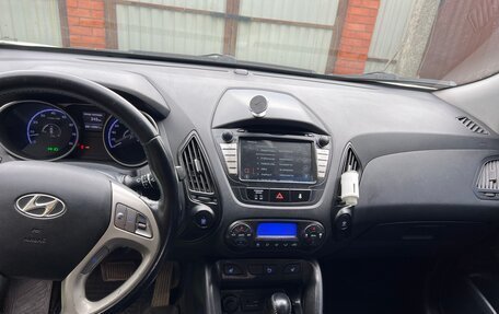 Hyundai ix35 I рестайлинг, 2012 год, 1 150 000 рублей, 10 фотография