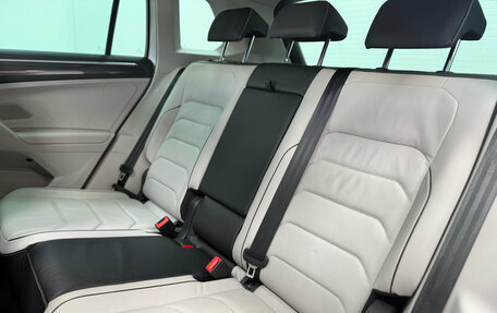 Volkswagen Tiguan II, 2019 год, 2 890 000 рублей, 11 фотография