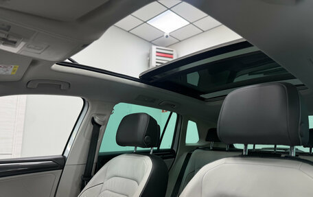 Volkswagen Tiguan II, 2019 год, 2 890 000 рублей, 16 фотография