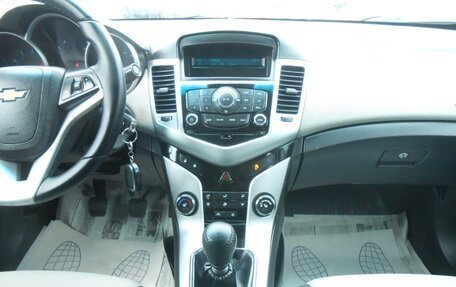 Chevrolet Cruze II, 2011 год, 760 000 рублей, 10 фотография