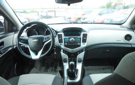 Chevrolet Cruze II, 2011 год, 760 000 рублей, 8 фотография