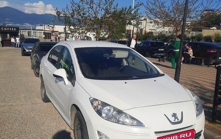 Peugeot 408 I рестайлинг, 2013 год, 290 000 рублей, 2 фотография
