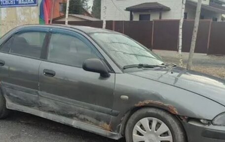 Mitsubishi Carisma I, 2003 год, 90 000 рублей, 3 фотография