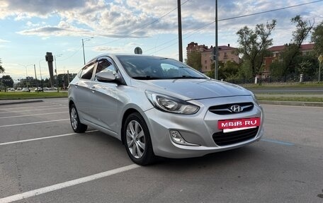 Hyundai Solaris II рестайлинг, 2011 год, 649 000 рублей, 4 фотография