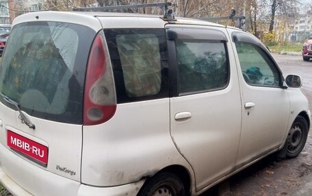 Toyota FunCargo, 2001 год, 110 000 рублей, 1 фотография