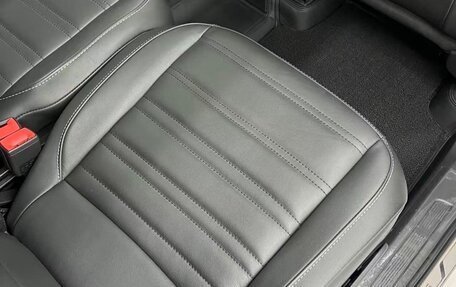 Volkswagen Touran III, 2020 год, 1 900 000 рублей, 13 фотография